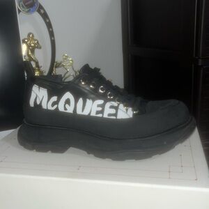 Black size 43 or 10 Alexander McQueen used but in good condition.